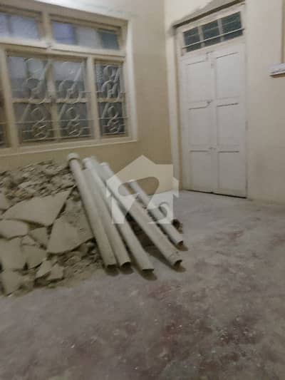 ناظم آباد 3 ناظم آباد,کراچی میں 9 مرلہ Studio گودام 80.0 ہزار میں برائے فروخت۔