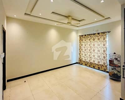 Prominently-Located Prime Location House Available In G-8/1 For Sale