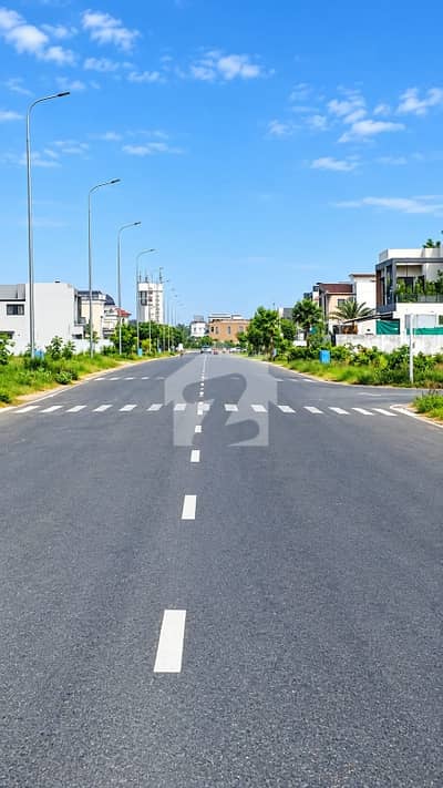 Phase 8 4 Kanal Plot For Sale | Prime Location