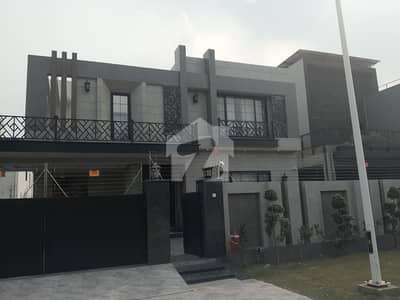 KANAL WELL MAINTAINED BRAND NEW FULL HOUSE WITH BASEMENT HALL FOR RENT IN DHA PHASE 7