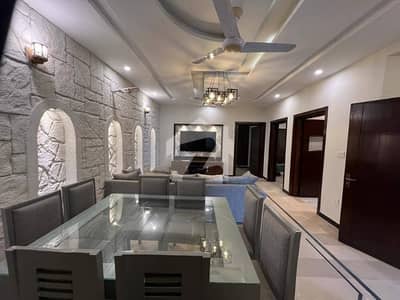 10 Marla Double Unit With Basement Furnished House For Rent