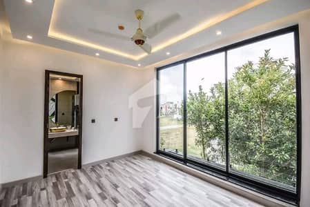 8 marla upper portion for rent in lake city meadows