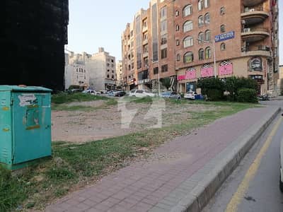 one Kanal 3-Side Corner Commercial Plot Bahria Town Phase 4 (civic Center)