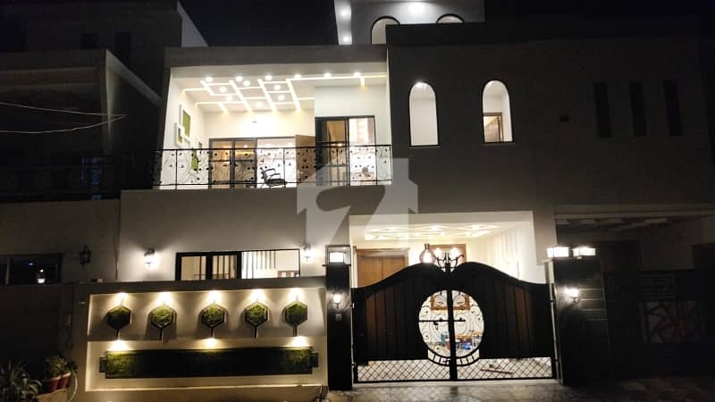 5 MARLA House AVAILABLE FOR Rent 5 MARLA House AVAILABLE FOR Rent