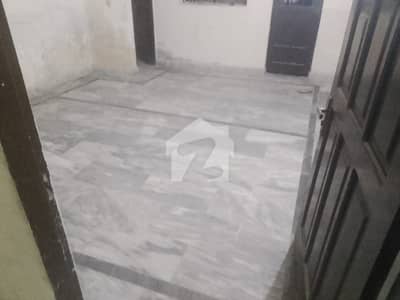 Flats For Rent In Wakeel Colony For 1 Or 2 Families