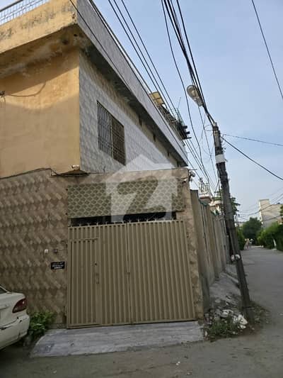 Ground floor for rent with car park