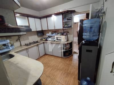 1020 Square Feet Flat In Karachi Is Available For Sale