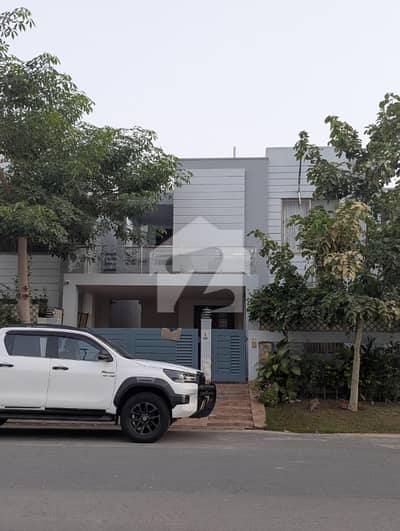 Luxury 4-Bedroom 9 Marla Villa | DHA Multan