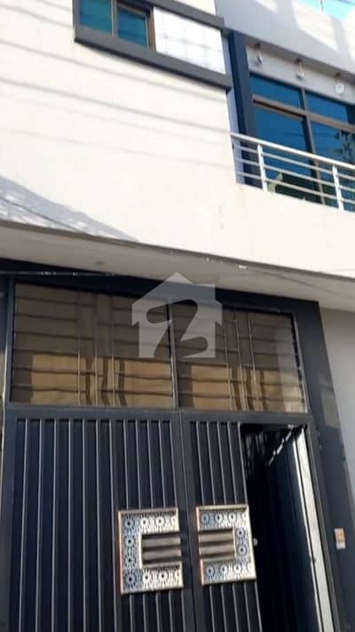 خدا بخش کالونی کینٹ,لاہور میں 3 کمروں کا 4 مرلہ مکان 1.85 کروڑ میں برائے فروخت۔ خدا بخش کالونی کینٹ,لاہور میں 3 کمروں کا 4 مرلہ مکان 1.85 کروڑ میں برائے فروخت۔