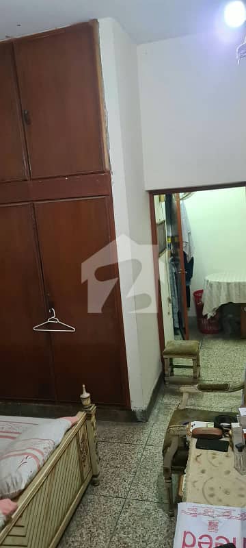 10 marla beautiful house for sale Allama Iqbal Town Lahore