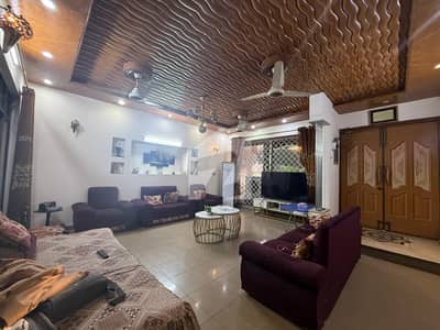 1 Kanal Double Storey House For Sale In Sabzazar - Along With Central Double Height Lobby