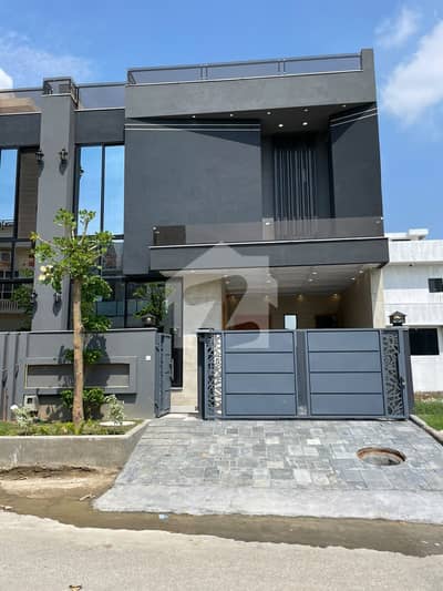Get In Touch Now To Buy A House In Islamabad