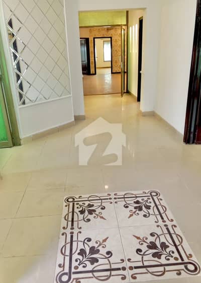 Good Condition 5 Master Bedrooms House For Sale