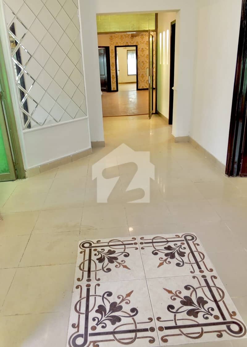Good Condition 5 Master Bedrooms House For Sale Good Condition 5 Master Bedrooms House For Sale