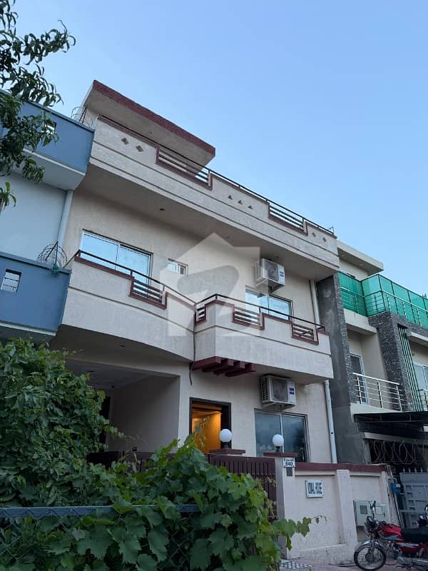 beautiful location brand new house beautiful location brand new house