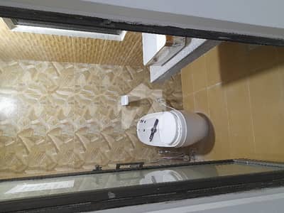 2 marla commercial Shop available for rent