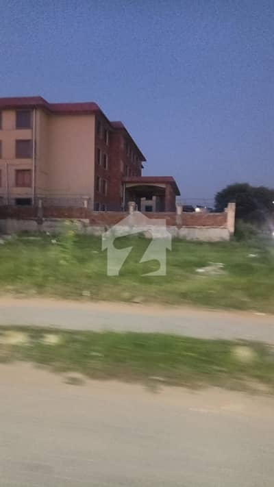 40x80 Plot For Sale Main Double Road Street No 800 G-14/4