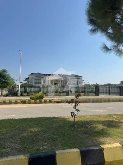5 Kanal Developed Farm House Plot In B Block Of Gulberg Greens Islamabad Greens