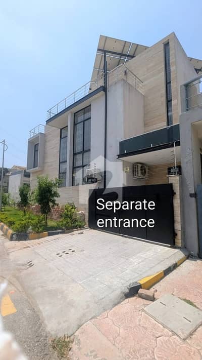 14 Marla Spanish Upper Portion For Rent B Block, B-17