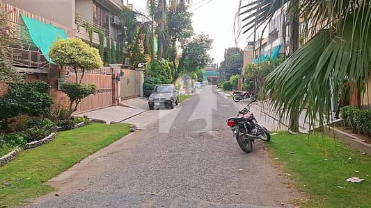 10 Marla Best Builder Location Near Park Mosque Market Plot For Sale 10 Marla Best Builder Location Near Park Mosque Market Plot For Sale
