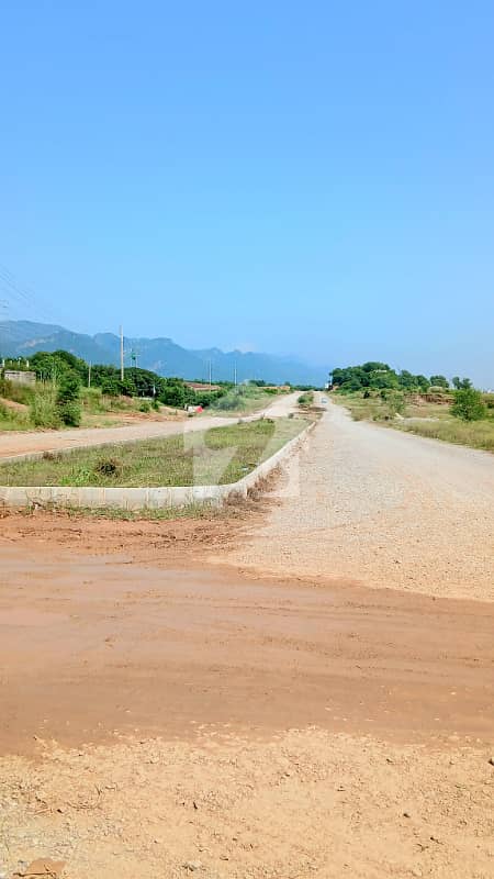 Prime Location 500 Square Yard Plot For Sale Prime Location 500 Square Yard Plot For Sale