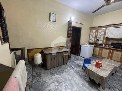 Prime Location Lalazaar Garden 3 Marla House Up For sale