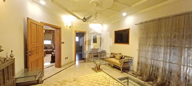 ڈی ایچ اے فیز 3 - بلاک ایکس ڈی ایچ اے فیز 3,ڈی ایچ اے ڈیفینس,لاہور میں 5 کمروں کا 1 کنال مکان 3.99 لاکھ میں کرایہ پر دستیاب ہے۔