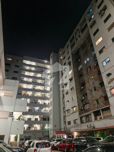 2 BED DD APARTMENT FOR RENT WITH LIFT CAR PARKING IN CLIFTON BLOCK-2 KARACHI