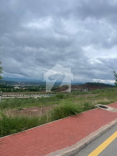 1 kanal sector L heightened plot LOP approved beautiful view