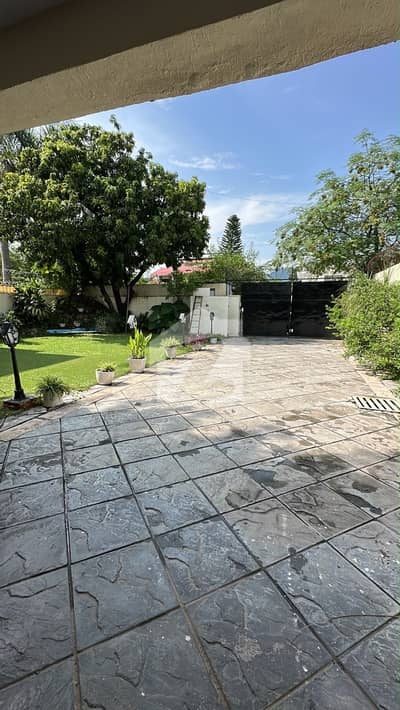 New Renovated House For Rent In Beautiful Location
