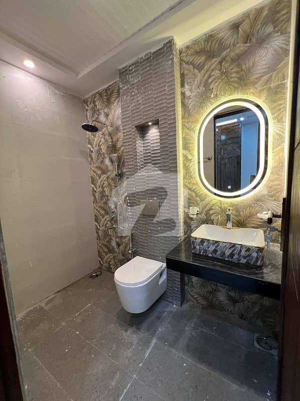 8 8