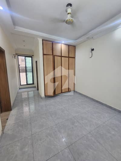 5MARLA FULL HOUSE IN DHA PHASE 3