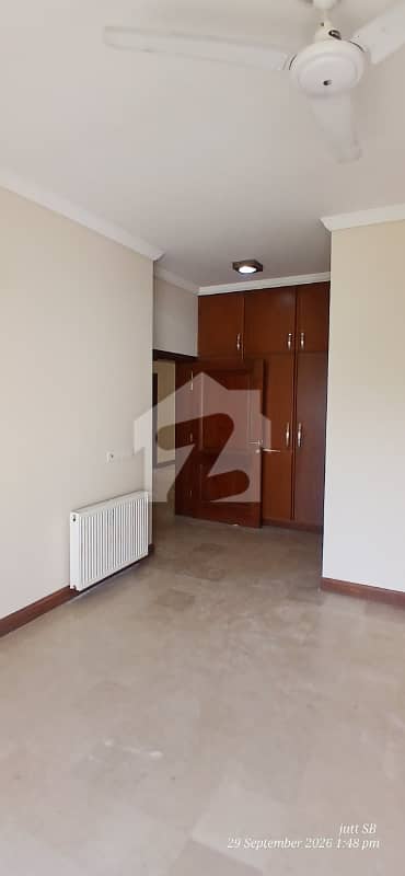 Upper Portion 1 Kanal Ideal Location Upper Portion 1 Kanal Ideal Location