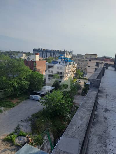 444 Sq Yards Commercial Plot Available for Sale in Diplomatic Enclave