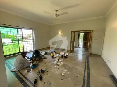 1 kanal upper portion available for rent near H block commercial market and national hospital in Phase 1 DHA Lahore