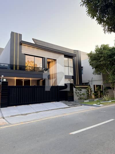 1 KANAL BRAND NEW ULTRA MODERN DESIGN HOUSE FOR SALE IN FAZAIA