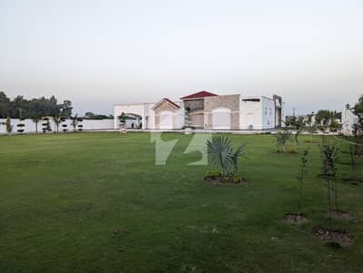 چک شہزاد اسلام آباد میں 4 کمروں کا 8 کنال فارم ہاؤس 12.0 لاکھ میں کرایہ پر دستیاب ہے۔