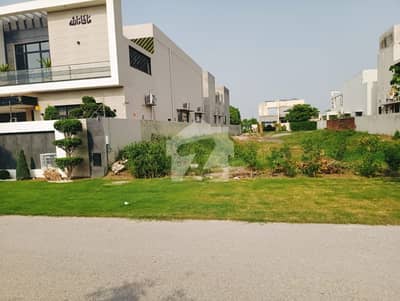 ڈی ایچ اے فیز 7 - بلاک وائے ڈی ایچ اے فیز 7,ڈی ایچ اے ڈیفینس,لاہور میں 1 کنال رہائشی پلاٹ 5.3 کروڑ میں برائے فروخت۔ ڈی ایچ اے فیز 7 - بلاک وائے ڈی ایچ اے فیز 7,ڈی ایچ اے ڈیفینس,لاہور میں 1 کنال رہائشی پلاٹ 5.3 کروڑ میں برائے فروخت۔