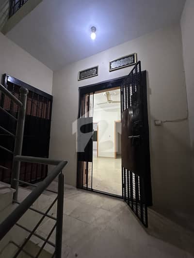بہادر آباد گلشنِ اقبال ٹاؤن,کراچی میں 4 کمروں کا 11 مرلہ بالائی پورشن 5.0 کروڑ میں برائے فروخت۔ بہادر آباد گلشنِ اقبال ٹاؤن,کراچی میں 4 کمروں کا 11 مرلہ بالائی پورشن 5.0 کروڑ میں برائے فروخت۔