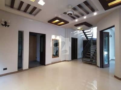 10 Marla House For Rent In Dha Phase 5