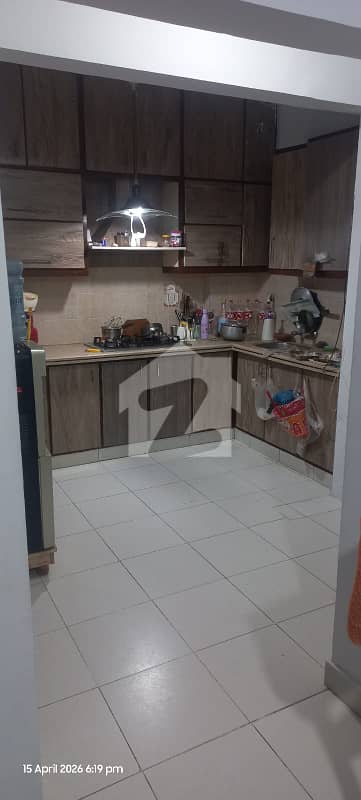 2 Beds DD leased luxury appartment with 700 sq ft extra land