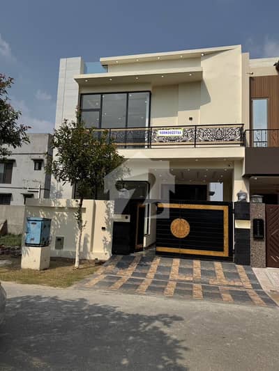 5 Marla Brand New Modern House