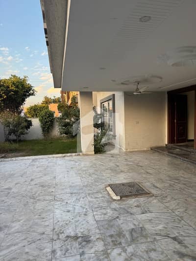 1 Kanal Designer House For Sale 1 Kanal Designer House For Sale