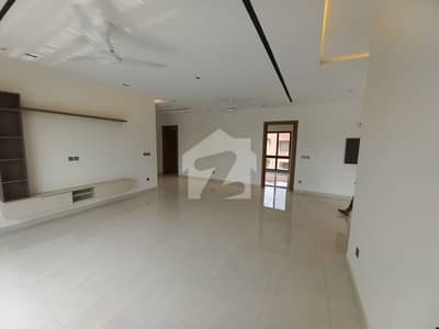 1 Kanal Upper Portion Like Brand New Available For Rent DHA Phase 6 Lahore