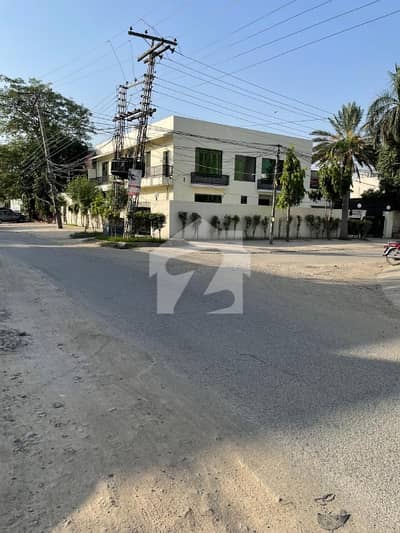 Gulberg 43 Marla Commercial Property Is Available For Sale.