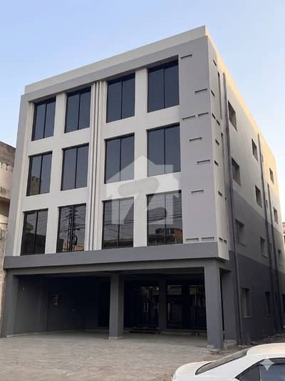 جوہر ٹاؤن لاہور میں 3 کنال Studio عمارت 22.0 لاکھ میں کرایہ پر دستیاب ہے۔ جوہر ٹاؤن لاہور میں 3 کنال Studio عمارت 22.0 لاکھ میں کرایہ پر دستیاب ہے۔