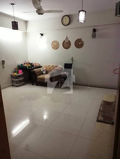 A 1000 Square Feet Flat Located In Shaheed Millat Road Is Available For sale