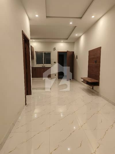 Prime Location 600 Square Feet Flat In Peshawar Road Is Available For Sale Prime Location 600 Square Feet Flat In Peshawar Road Is Available For Sale