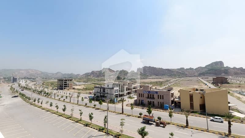 6-Room 200 Sq. Yd. House in Qasimabad Phase 2 — view 2