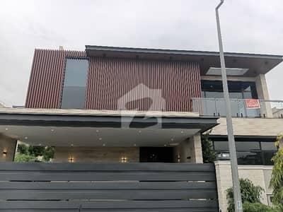 Triple Unit Owner Built HOUSE Near Giga Mall / Gt Road & Expressway